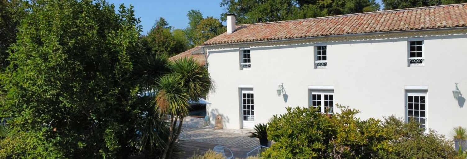 Maison 9 Pièces 350 m² à vendre à Yvrac (33370)