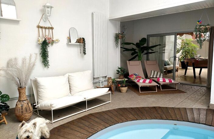 PROPRIETE - 350 m² - 9 PIECES - STUDIO AVEC PARC ET DEPENDANCES — photo 4