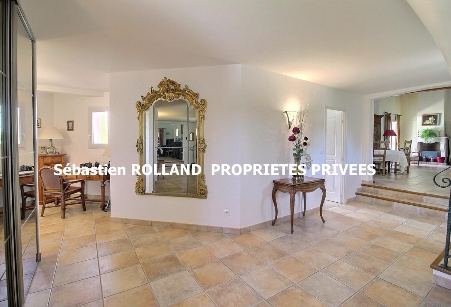 BOISSET LES MONTROND 42210 Maison de style Méditerranéen 171.5 m² 4 chambres 5900m² de terrain Clos — photo 1