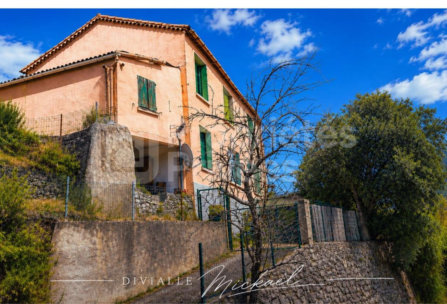 Maison Quillan 11 pièce(s) 184 m2 — photo 1