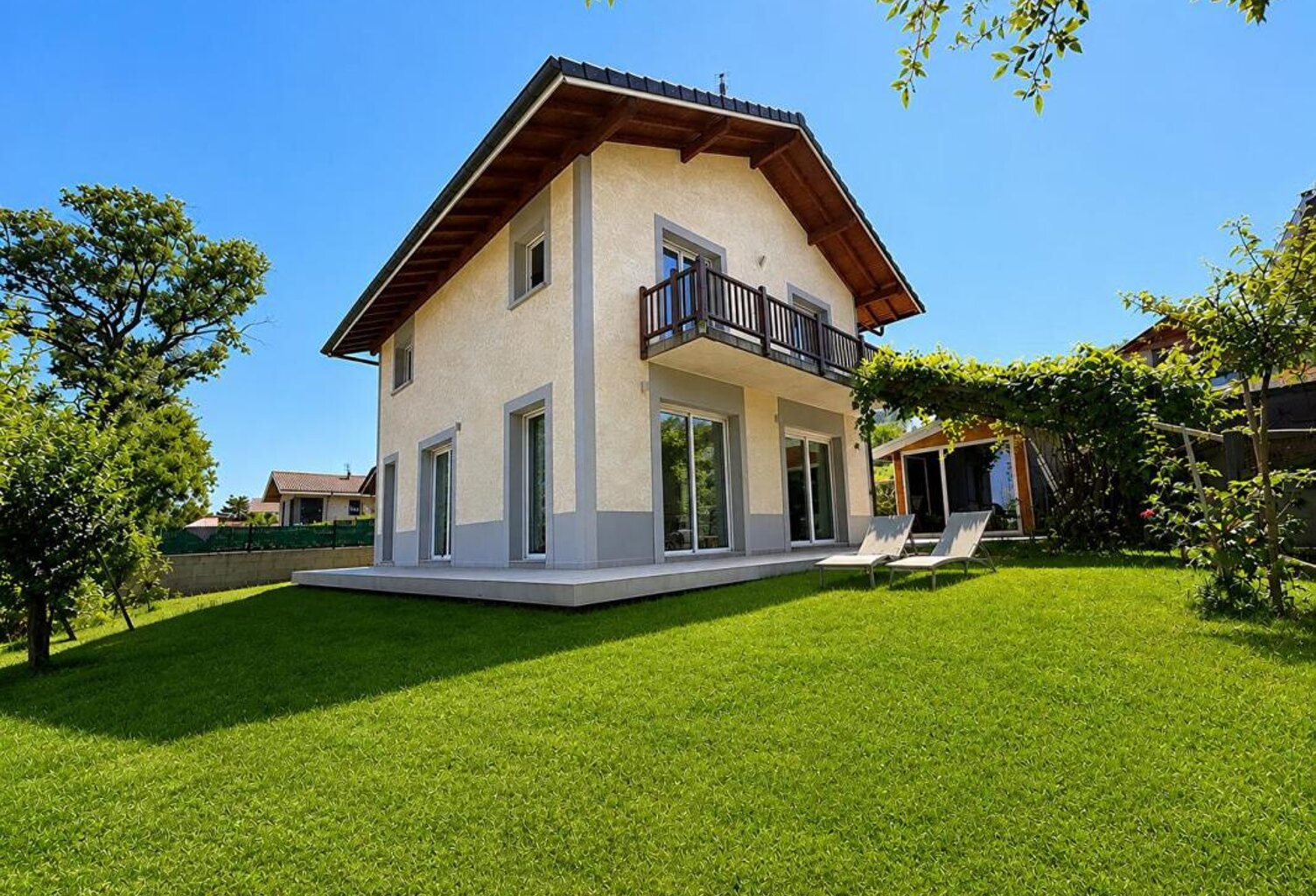EXCLUSIVITÉ  ALLINGES  MAISON INDIVIDUELLE T6 150 m² sous-sol complet (74200) — photo 1