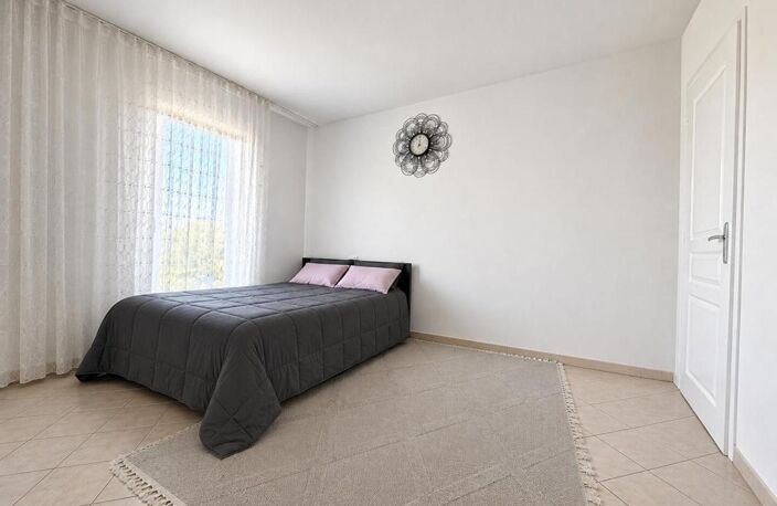 EXCLUSIVITÉ  ALLINGES  MAISON INDIVIDUELLE T6 150 m² sous-sol complet (74200) — photo 4