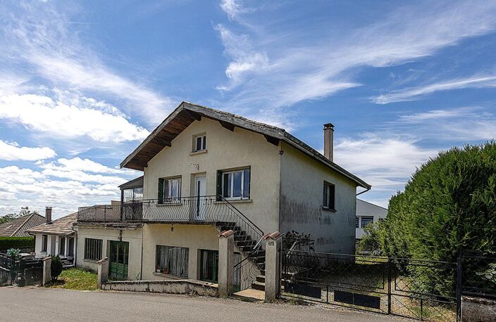 Villa T4 au calme avec 160 m² d'ateliers : idéal artisan, collectionneur ou projet locatif — photo 2