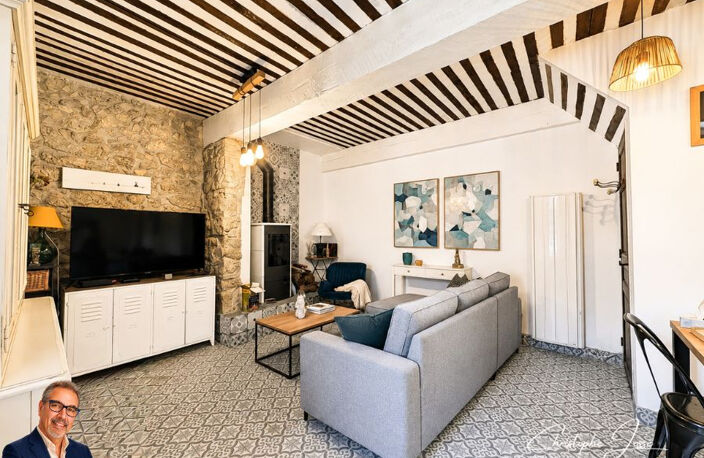 LEUCATE VILLAGE  - Maison de caractère avec terrasse suspendue — photo 4