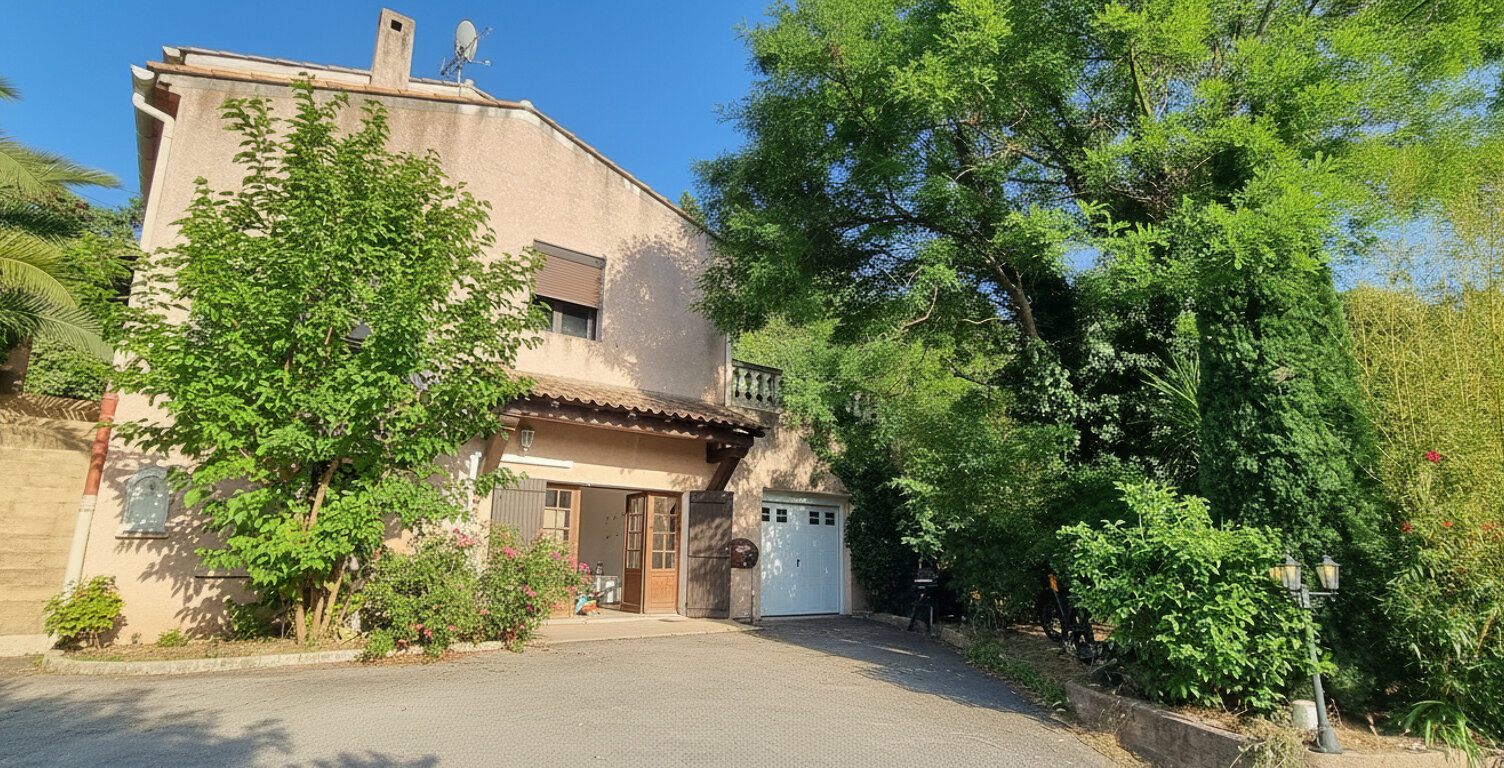 Villa traditionnelle 5 pièces 130m2 Garage et logement independant — photo 1