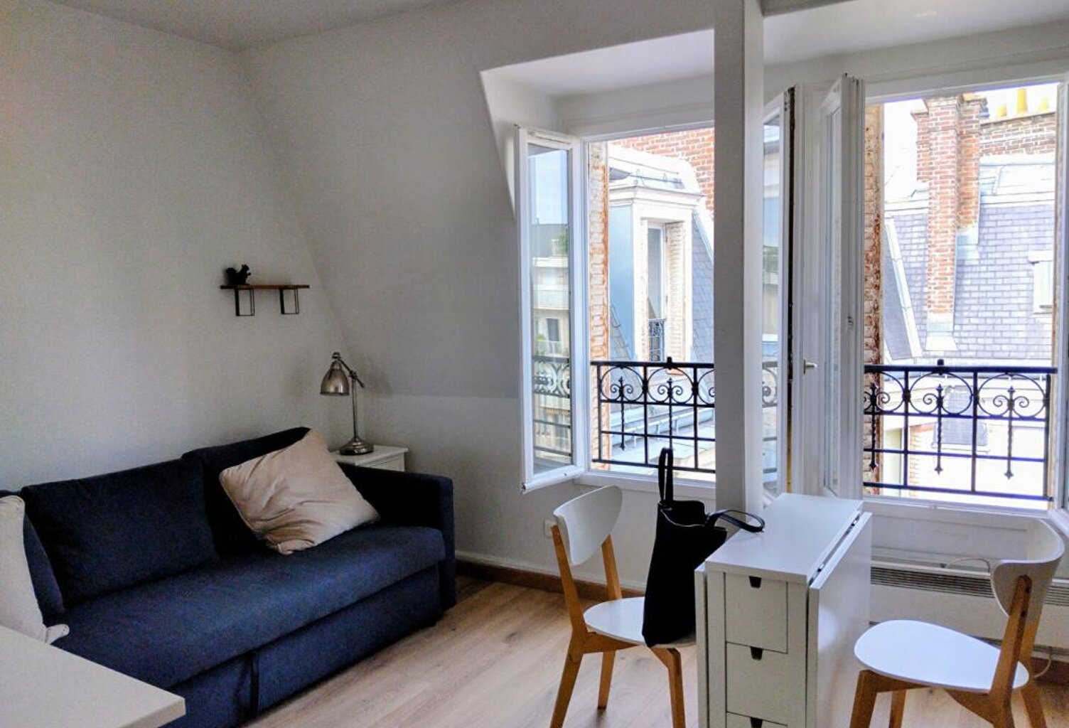 Adorable studio aux Invalides, avec vue sur la tour Eiffel — photo 1