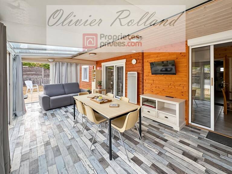 Chalet d'exception en bois massif (DPE B) - Plain-pied 135 m², 4 chambres, véranda & annexes sur 1 318 m² de terrain — photo 1