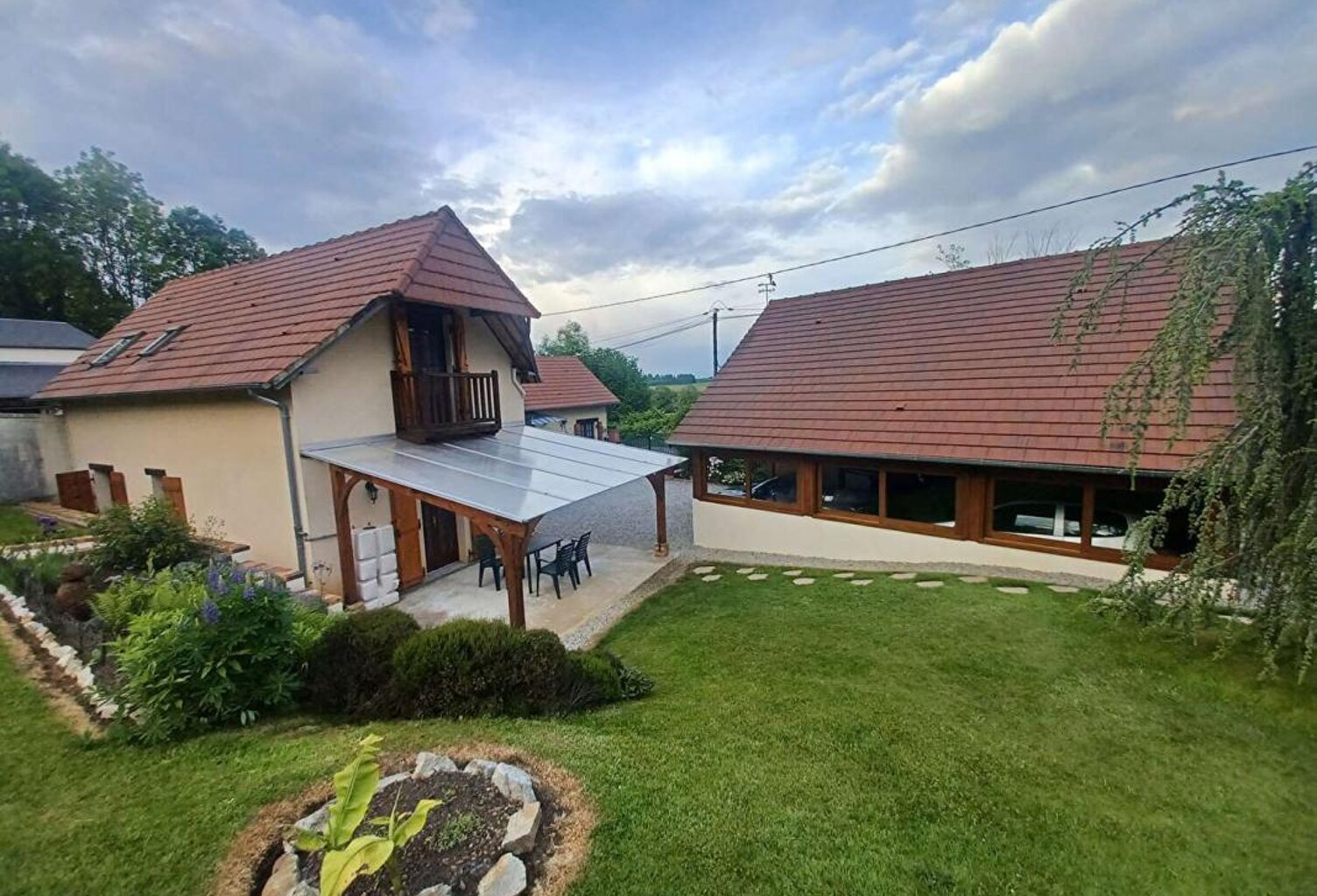 Maison proche Sainte Gauburge Sainte Colombe 6 pièce(s) 109 m2 — photo 1