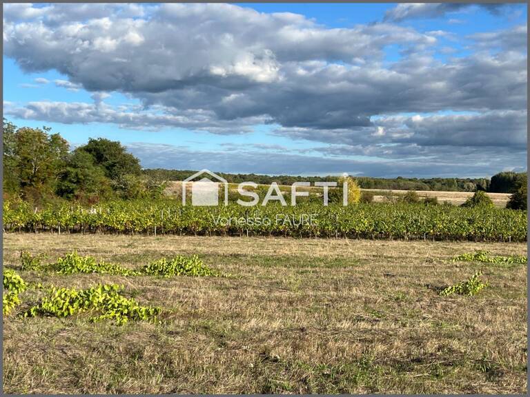 Terrain constructible viabilisé de 600 m2 à Targon (33) — photo 1