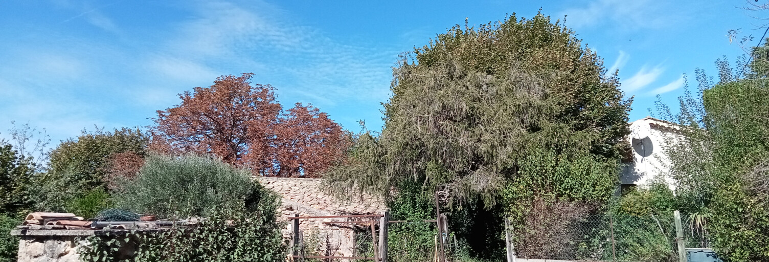 Terrain  682 m² à vendre à Charmes-sur-Rhône (07800)