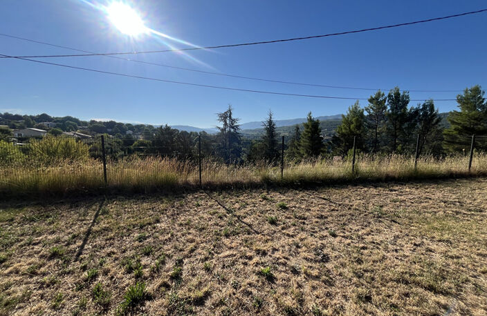 Terrain Apt 1299m2 — photo 2