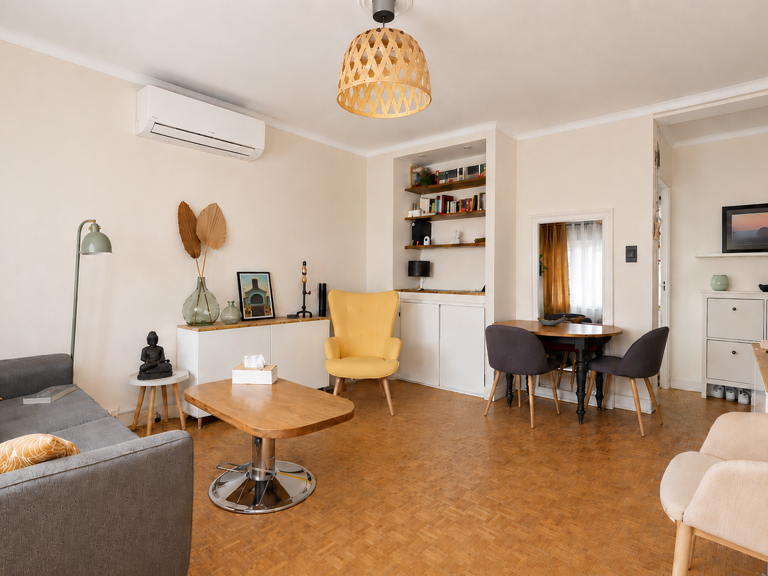 Toulouse Minimes   T3 lumineux et traversant avec balcon — photo 1