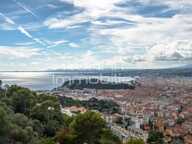 Dernier étage - Vue panoramique mer - rénovation haut de gamme — photo 2