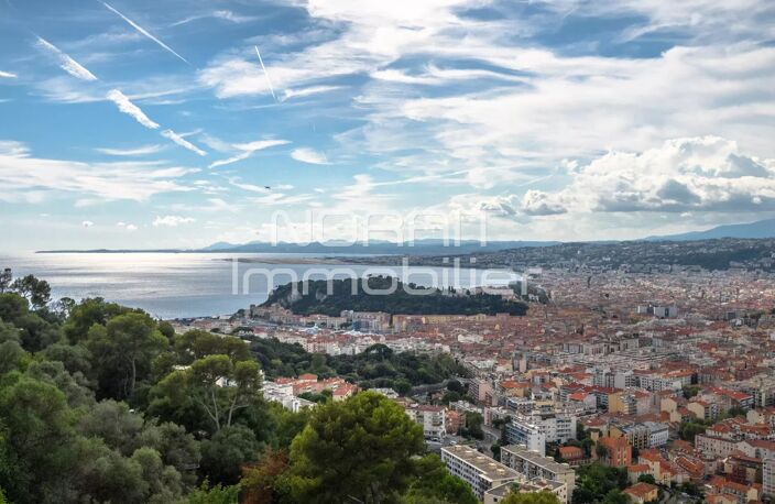 Dernier étage - Vue panoramique mer - rénovation haut de gamme — photo 2