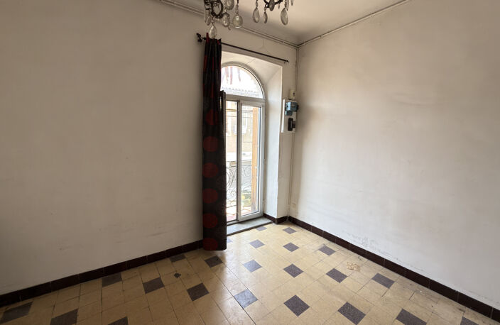 Nîmes   République / Place Montcalm   Appartement 56 m2 à ré — photo 2