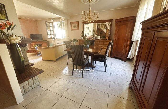 MAISON — photo 3