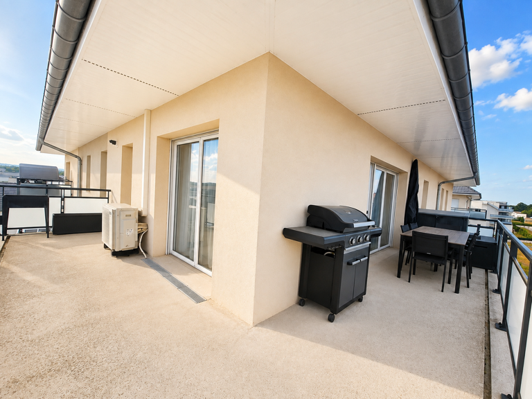 EN EXCLUSIVITÉ À CHEVIGNY-SAINT-SAUVEUR   APPARTEMENT AU DER — photo 1