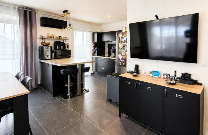 EN EXCLUSIVITÉ À CHEVIGNY-SAINT-SAUVEUR   APPARTEMENT AU DER — photo 2