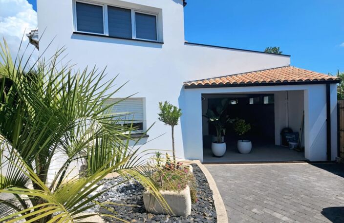 Vente Maison/villa 6 pièces — photo 2