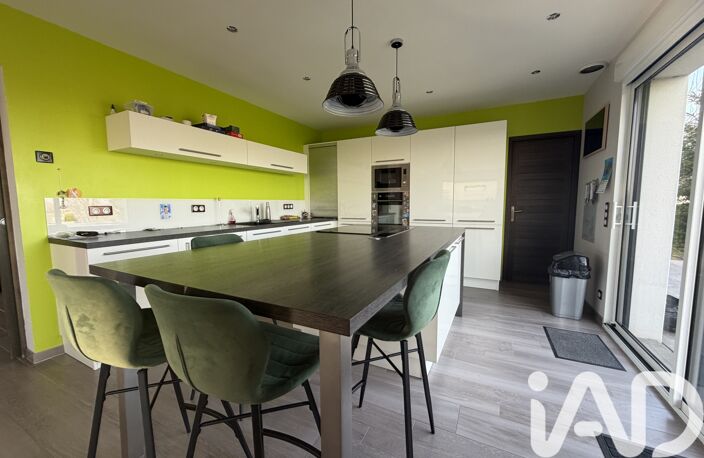 Vente Maison/villa 6 pièces — photo 2