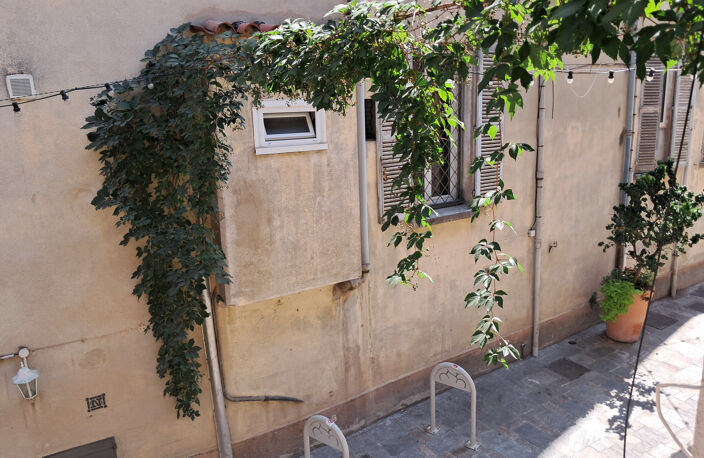 Hyères STUDIO pour investissement ou premier achat — photo 5