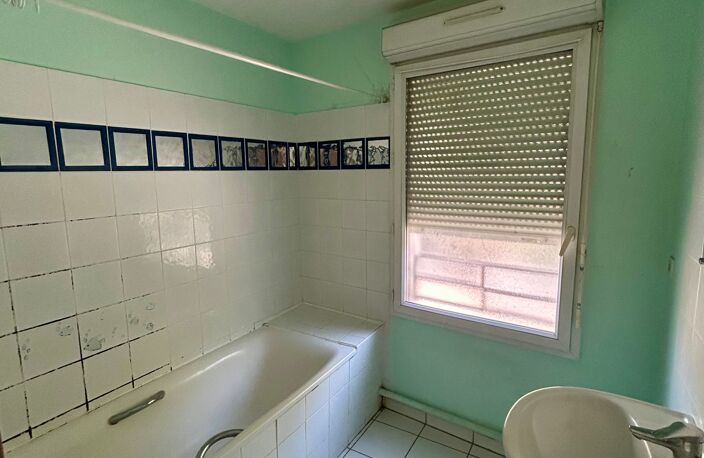 Résidence Les Chartreux  Appartement T3 avec terrasse 62.75m² – — photo 5