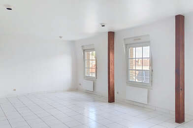 Appartement 3 pièces 708 €