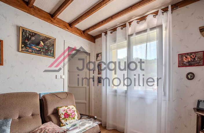 Appartement T3 de 53 m² avec jardin, garages et dépendances — photo 3