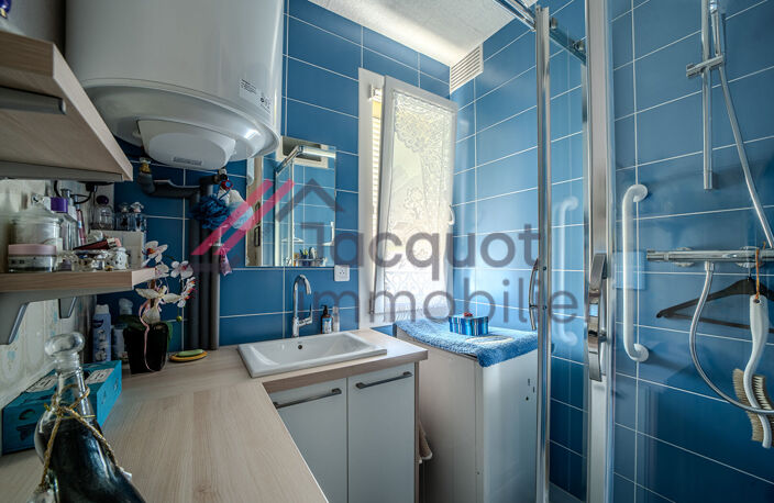 Appartement T3 de 53 m² avec jardin, garages et dépendances — photo 5