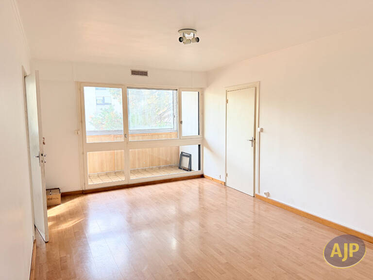 APPARTEMENT T2 ST HERBLAIN — photo 1