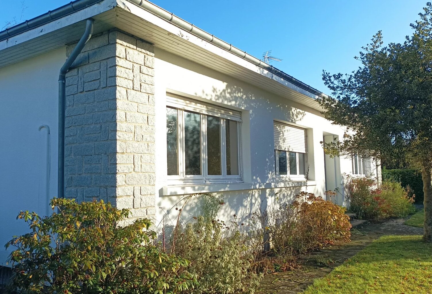 Charmant Maison des Années 60 avec un Potentiel Infini au Cœur d’Oradour-sur-Vayres — photo 1