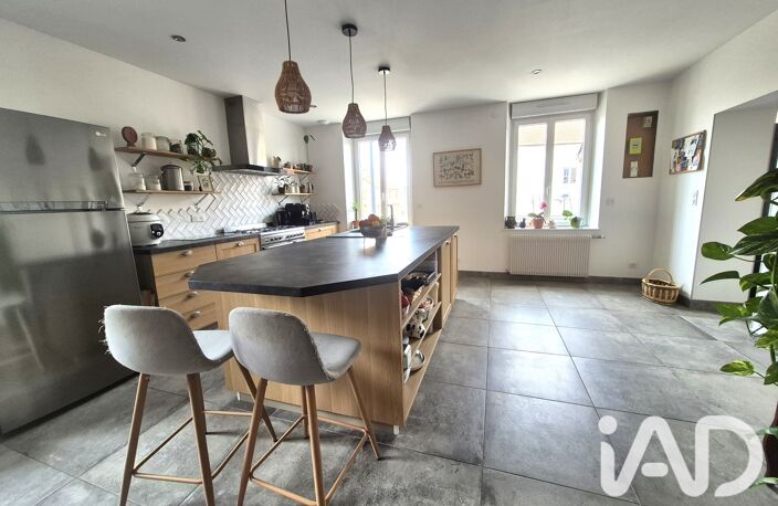 Vente Maison/villa 7 pièces — photo 3