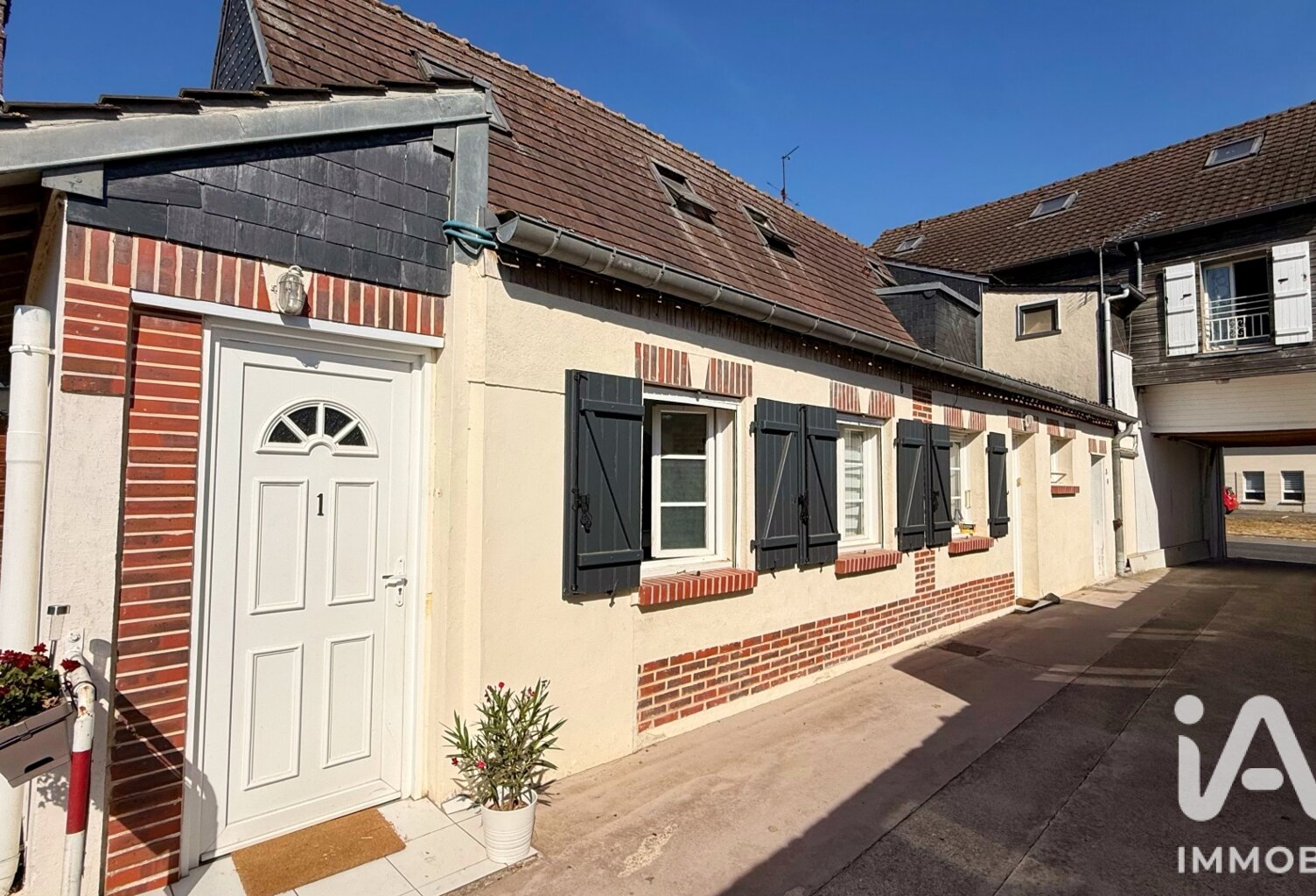 Vente Immeuble 259 m&sup2; — photo 1