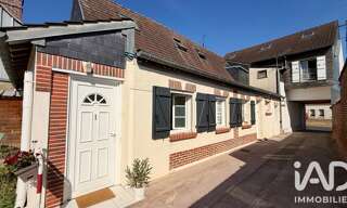 Immeuble  259 m² à vendre à Crèvecœur-le-Grand (60360)