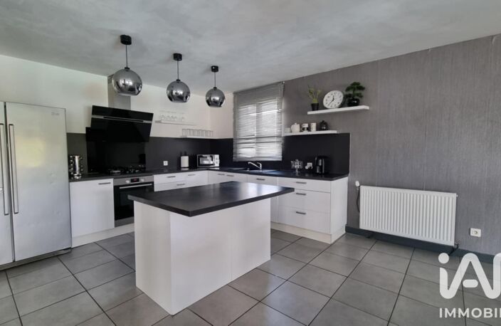 Vente Maison/villa 6 pièces — photo 3