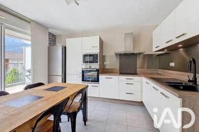 Appartement 3 pièces 255000 €
