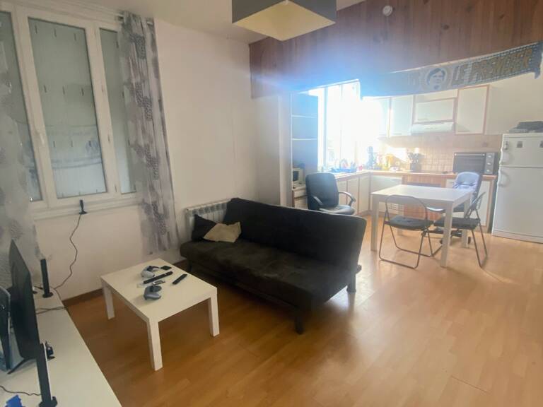Location Appartement 4 pièces — photo 1