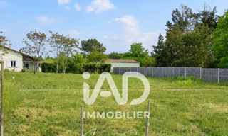 Terrain  881 m² à vendre à Avensan (33480)