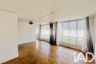 Appartement 2 pièces 710 €