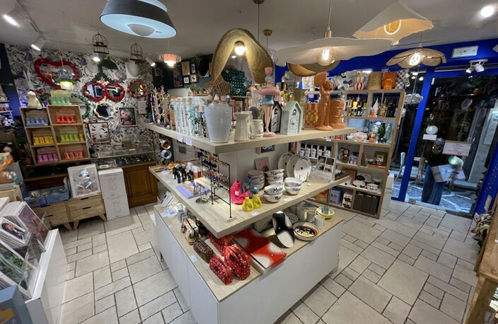 Opportunité rare au coeur du Vieil Antibes : Commerce de déco — photo 2