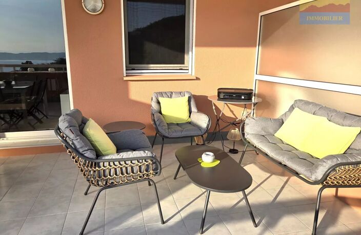EXCLUSIVITÉ — 2 pièces moderne Vue Mer & Esterel — photo 2