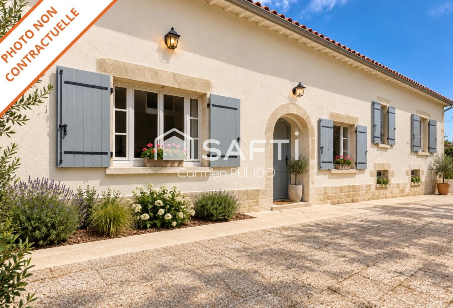 Maison de village en pierre : 3 chambres, garage et extérieur — photo 1