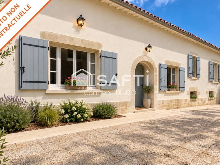 Maison de village en pierre : 3 chambres, garage et extérieur — photo 1