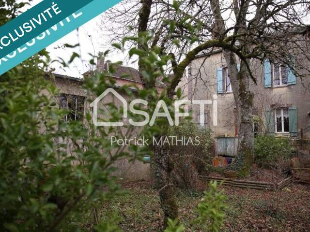 Maison atypique avec de beaux volumes proche V.S.Y — photo du bien