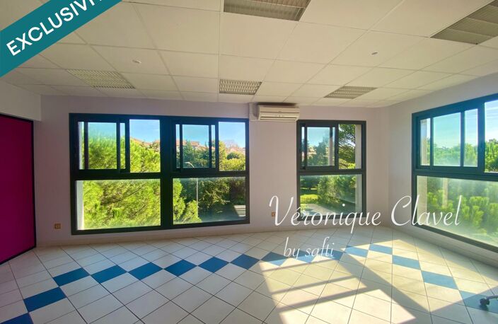 rès beau local commercial ou bureau  à usage professionnel de 65m2 avec un balcon et une place de parking sécurisée et fermée  ascenseur — photo 4