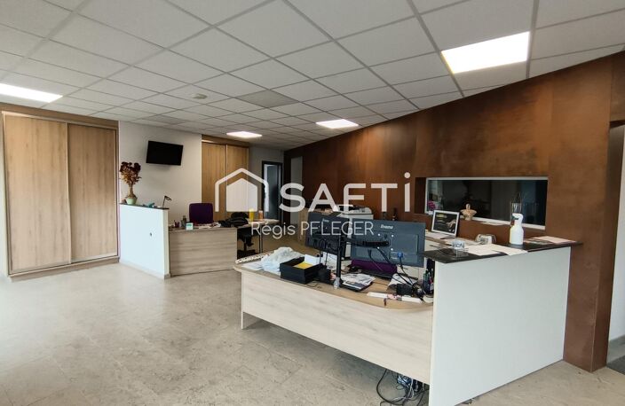 Grand Bâtiment Industriel/Artisanal avec bureaux — photo 5