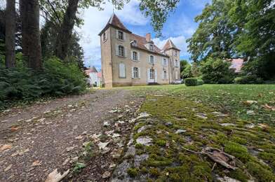 Maison 15 pièces 840000 €