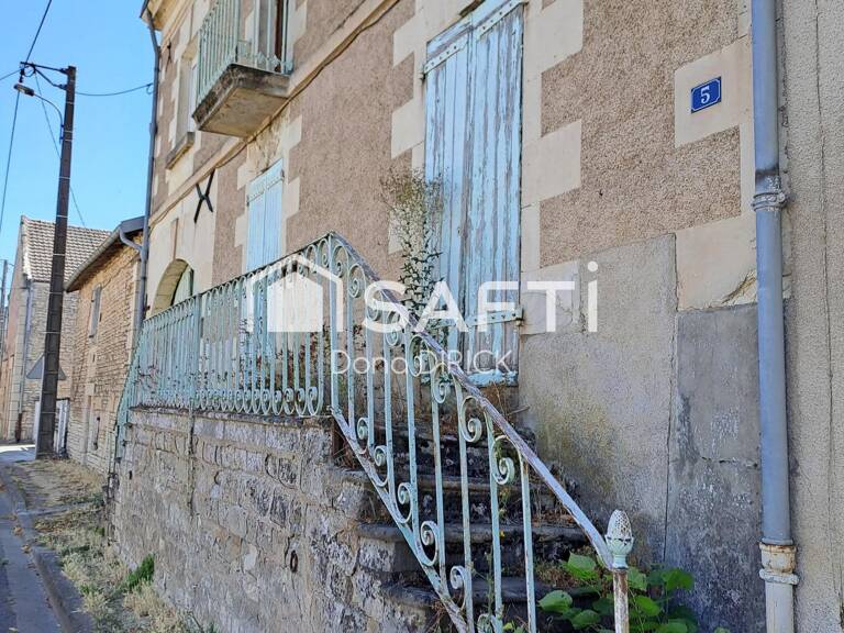 Beau potentiel pour cette belle batisse de 1850 — photo 1