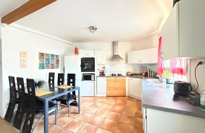 MAISON 69m2, 2 chambres, terrasse, parking! — photo 4