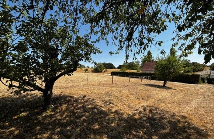 Loches, produit rare, beau potentiel, maison familiale ! — photo 4